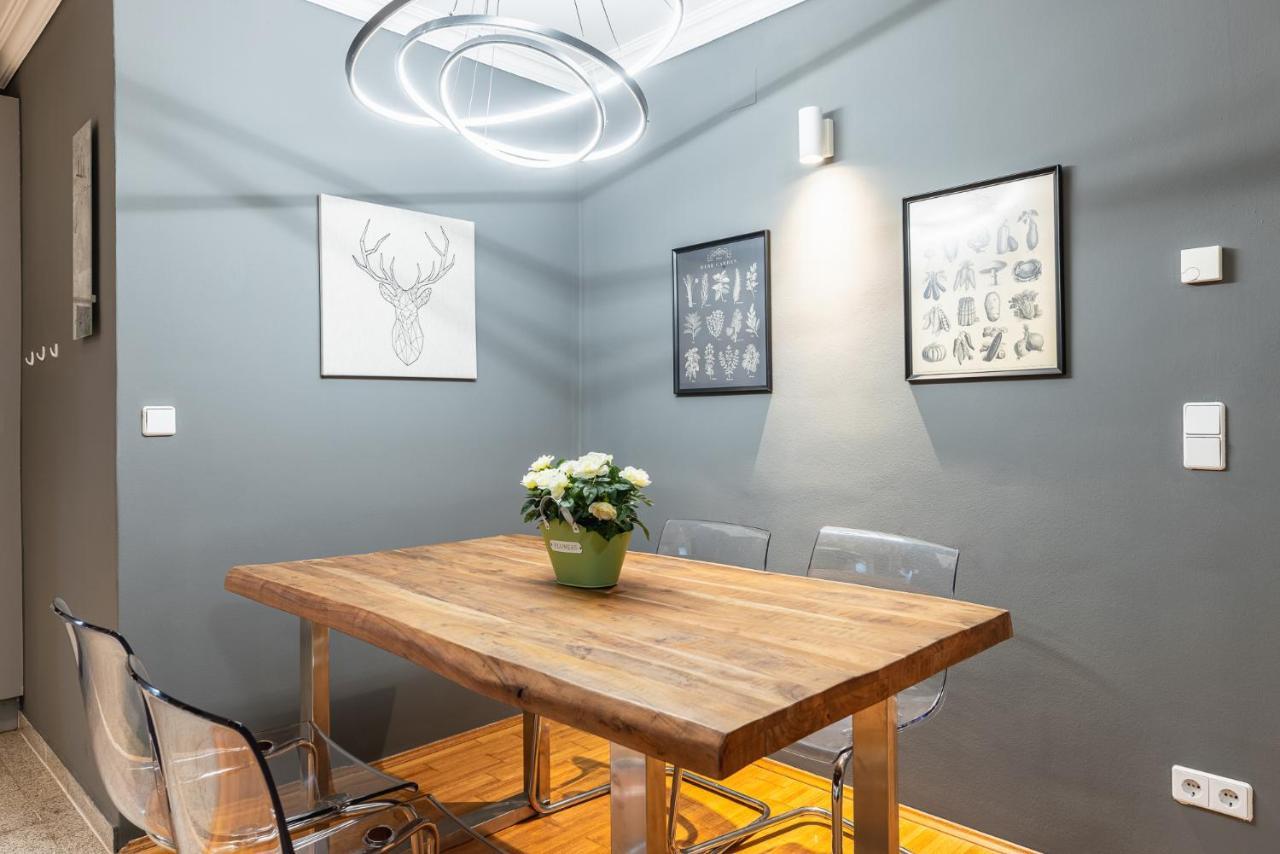 Live Centrally In A Spacious And Modern Apartment In Vienne Extérieur photo
