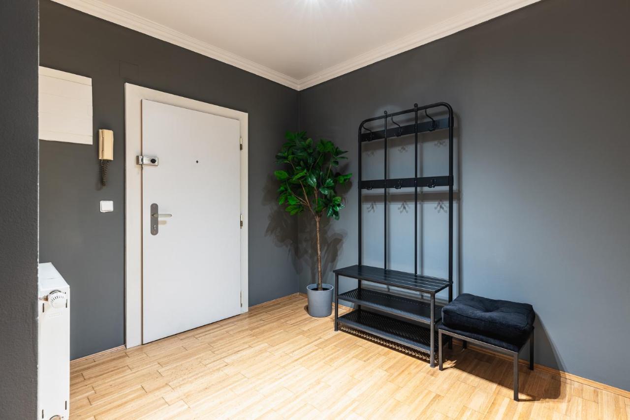 Live Centrally In A Spacious And Modern Apartment In Vienne Extérieur photo